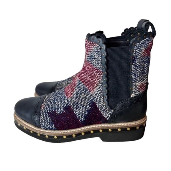 Free People Textile Tapestry Atlas Chelsea Ankle Boots In Navy Size 36 EU - Picture 3 of 9